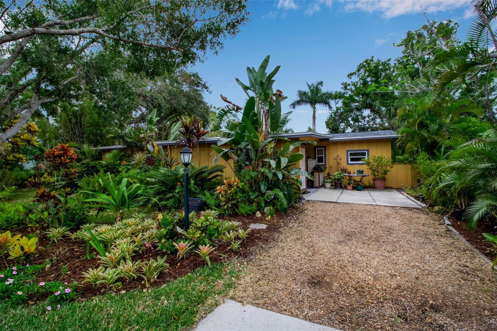 LAKE PARK - Residential