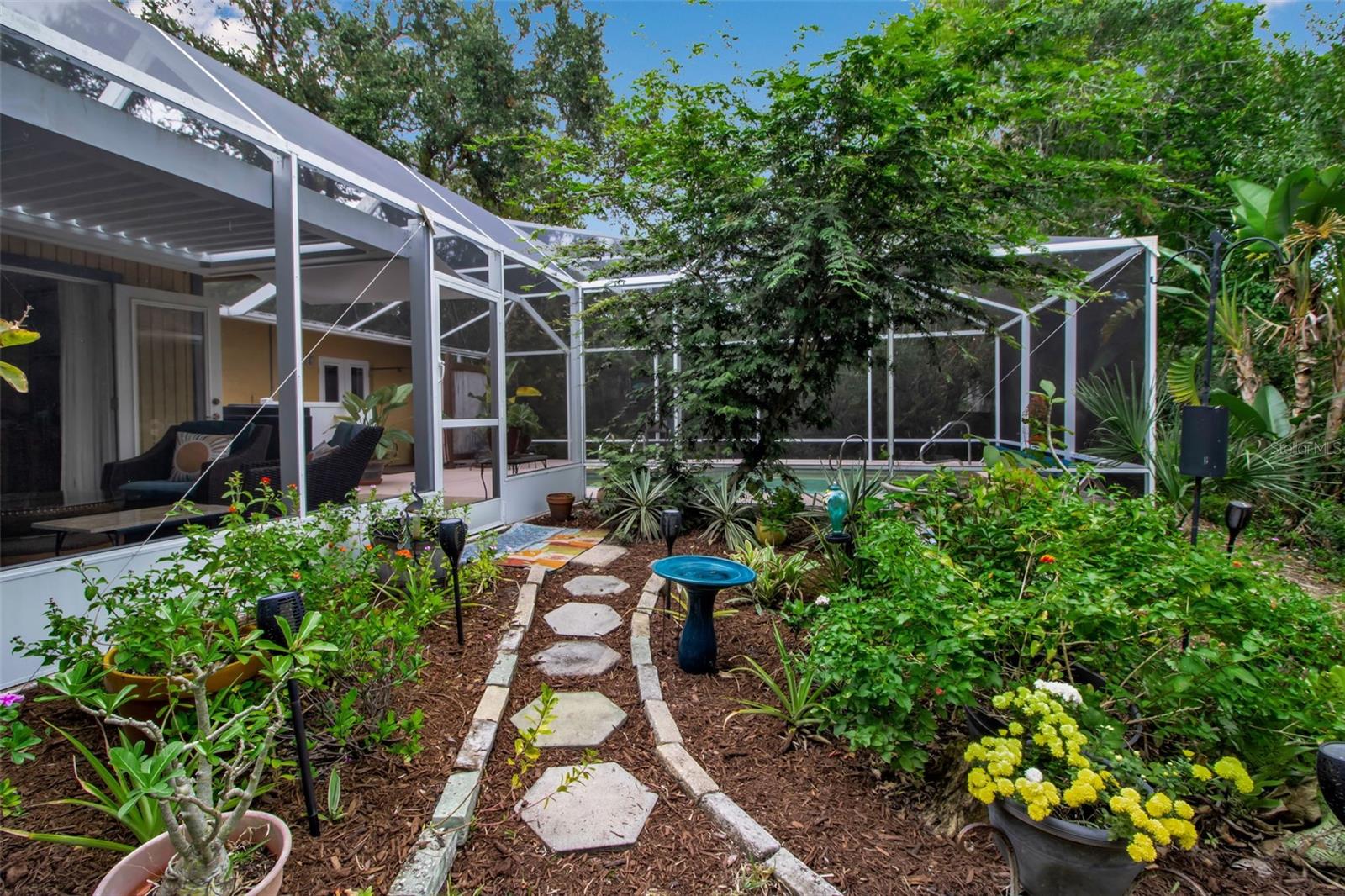 LAKE PARK - Residential