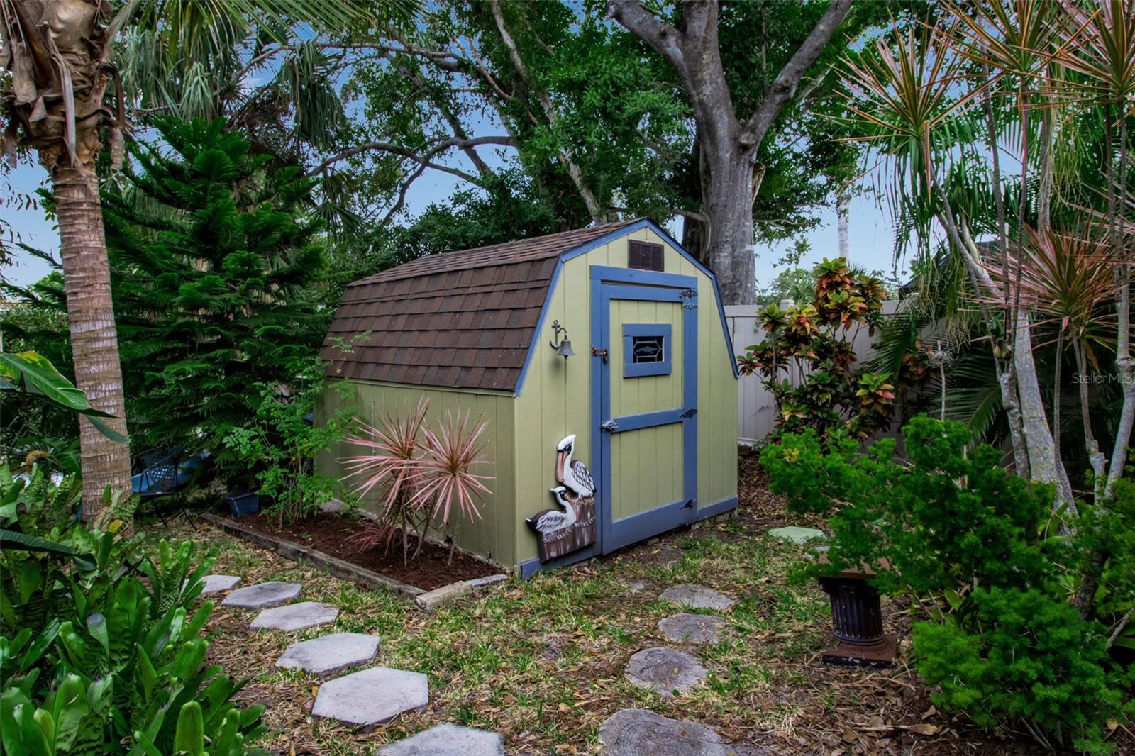 LAKE PARK - Residential