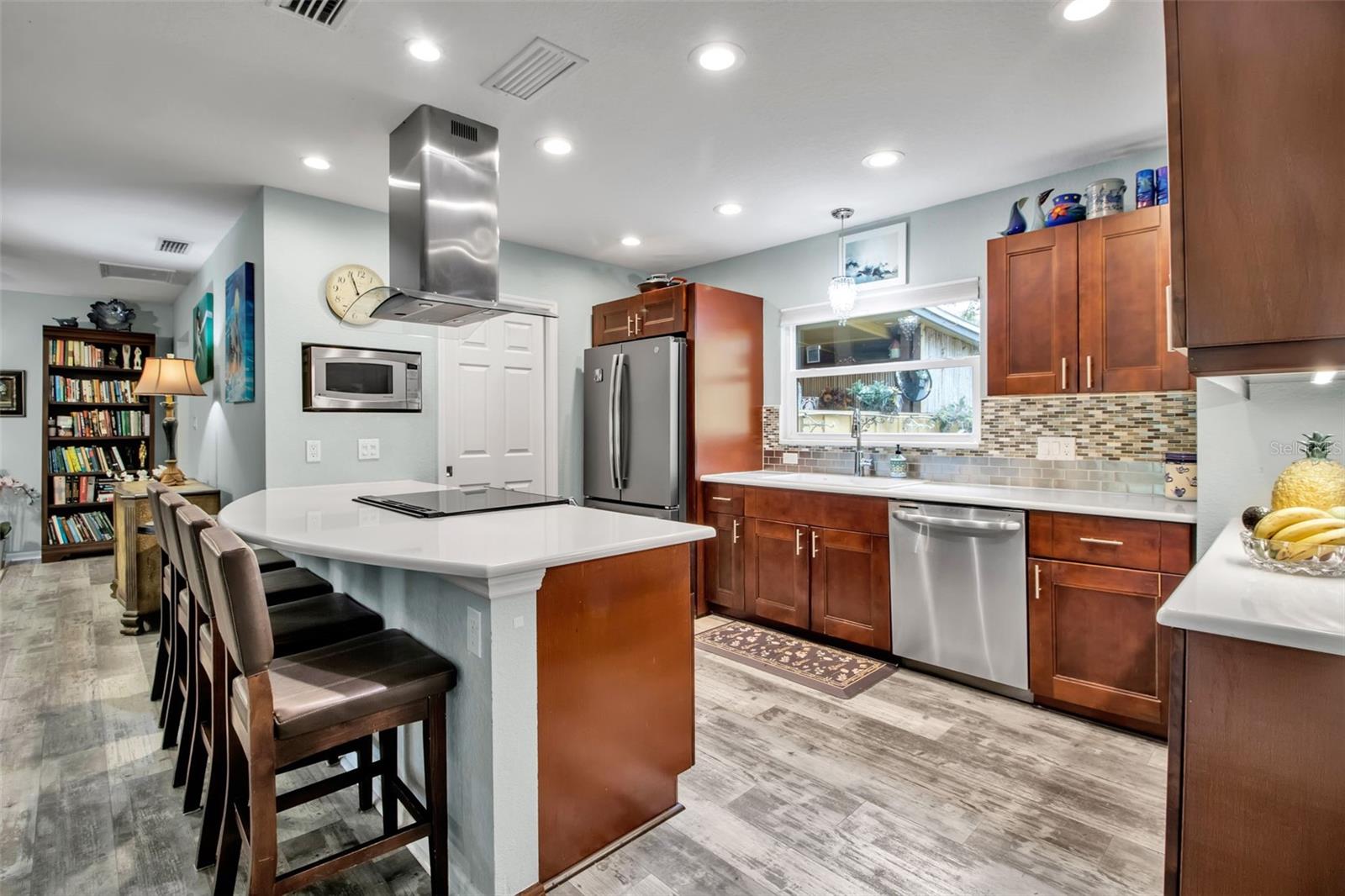 LAKE PARK - Residential