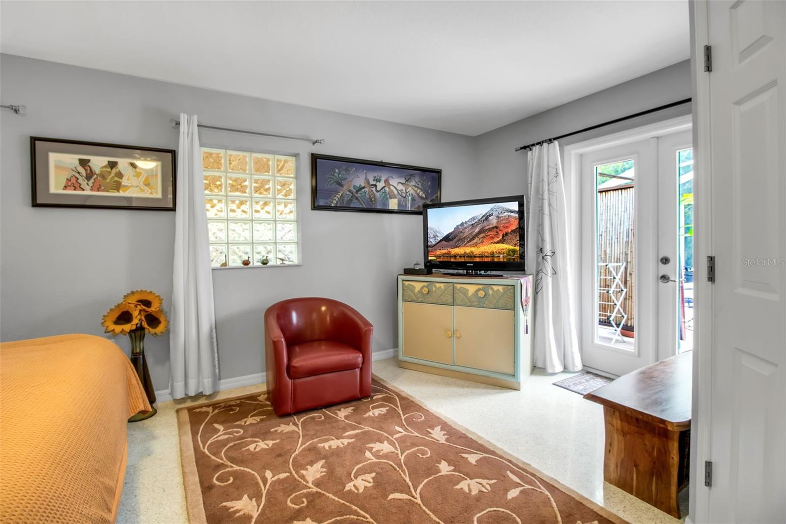 LAKE PARK - Residential