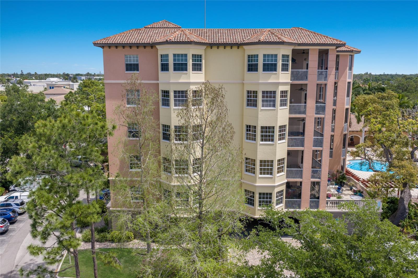 5591 CANNES CIRCLE 502