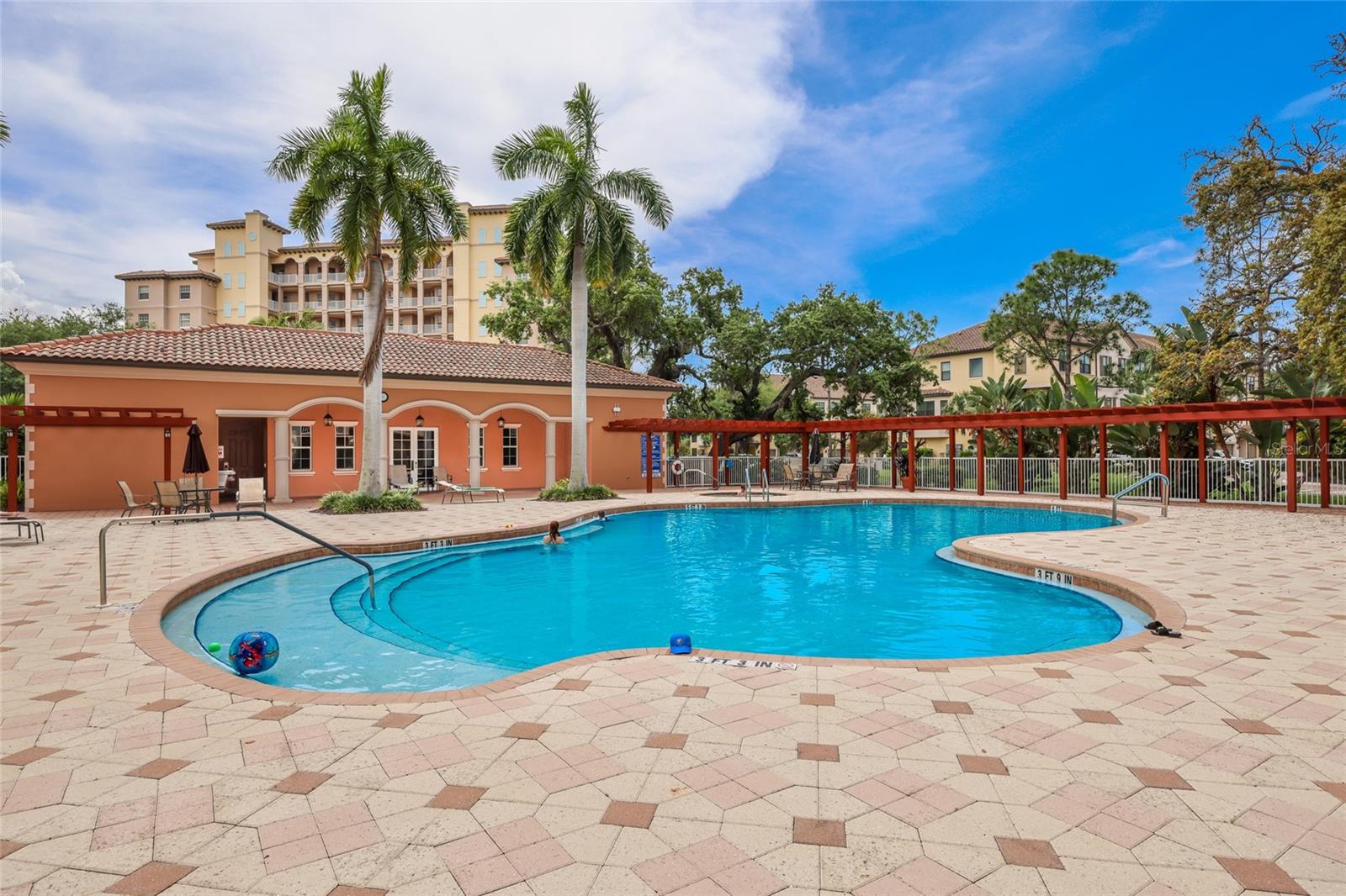 PHILLIPPI LANDINGS E - Residential