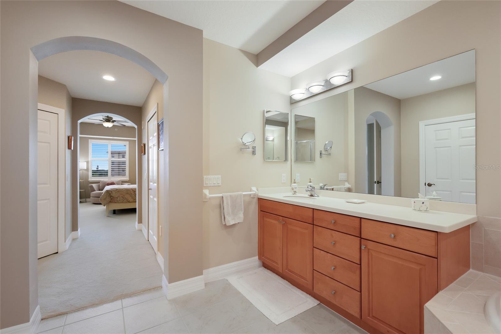 PHILLIPPI LANDINGS E - Residential