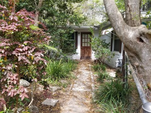 1030 NE 9 STREET C GAINESVILLE FL 32609