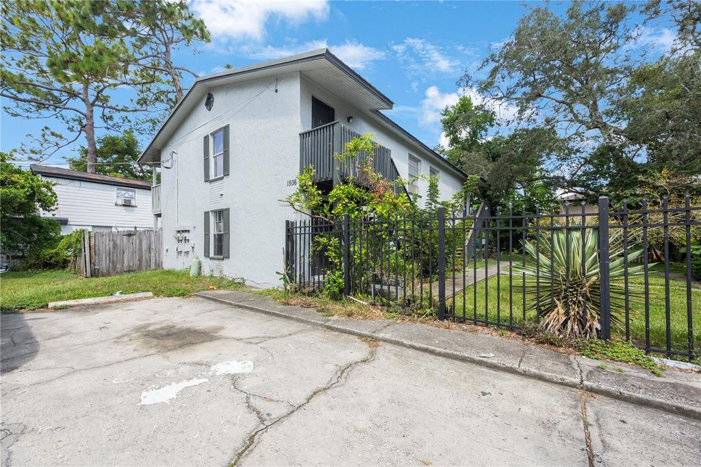 Photo of 1506 E 127th Avenue, Tampa, FL 33612 (MLS # TB8434384)