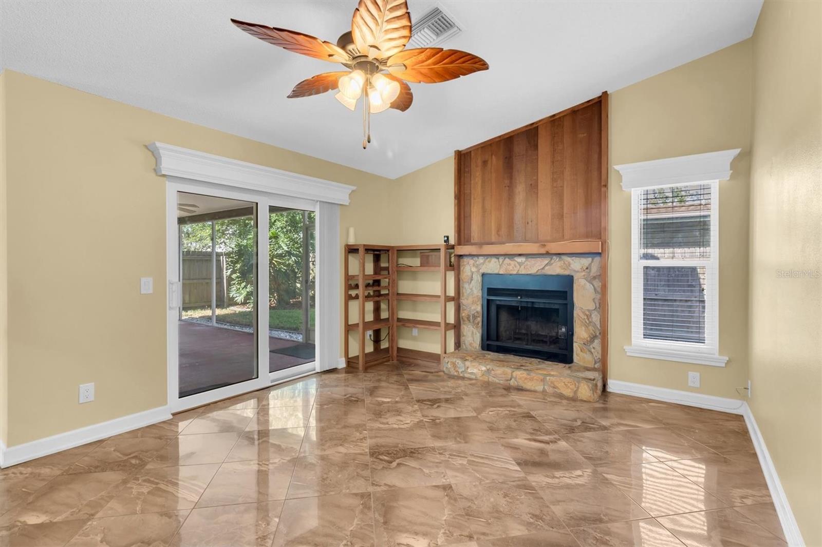 THE MEADOWS - Residential