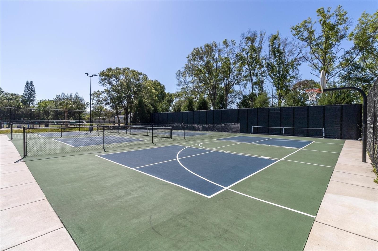 THE MEADOWS - Residential