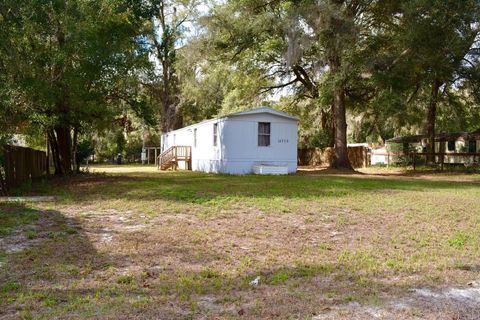 A home in SUMMERFIELD