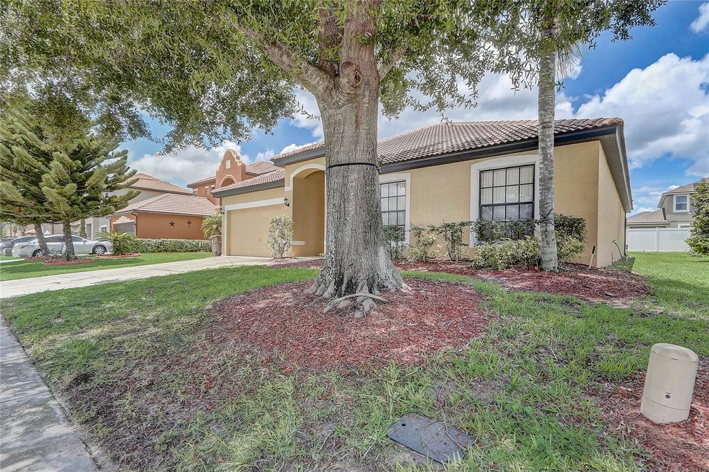 Photo of 3028 Camino Real Drive S, Kissimmee, FL 34744 (MLS # O6328104)