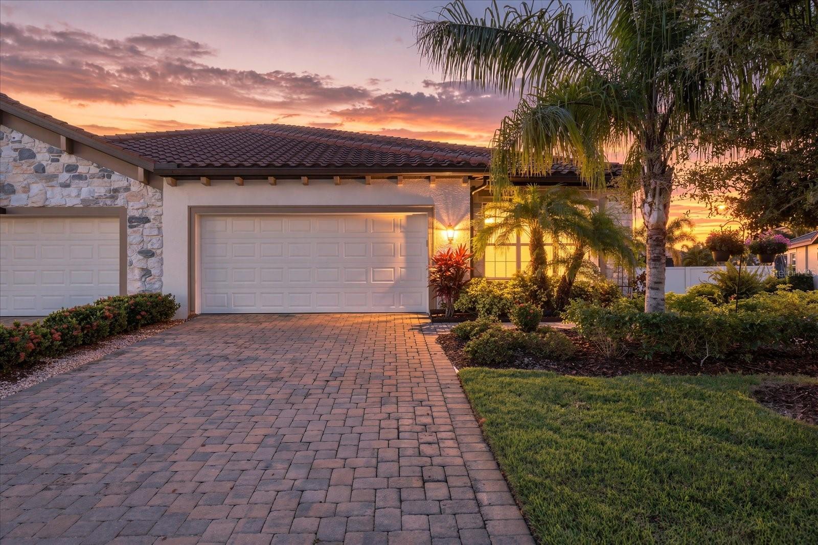 2505 AVOLET COURT