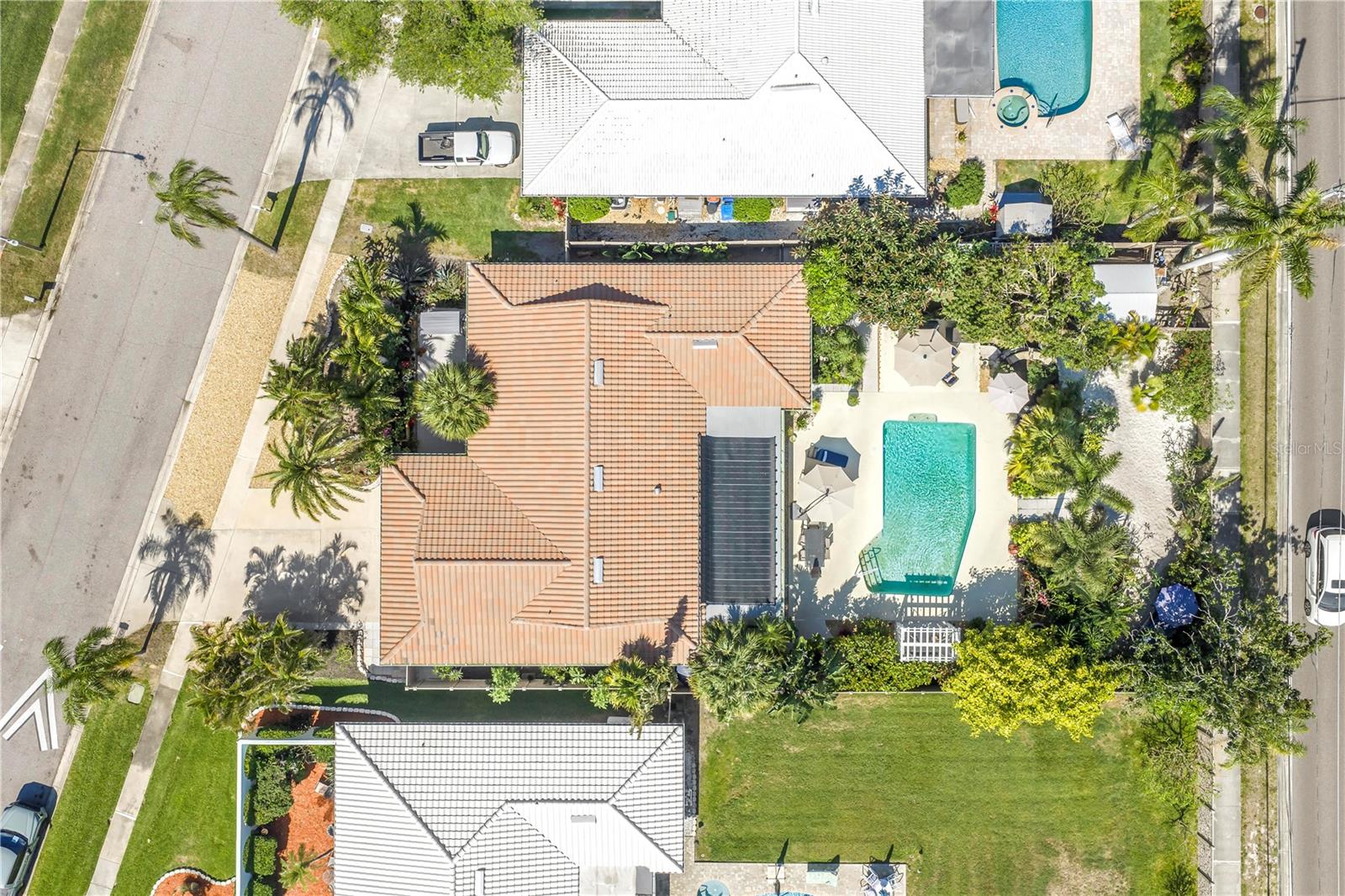 IMPERIAL POINT - Residential