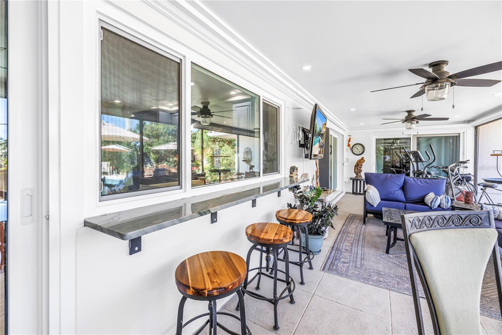 IMPERIAL POINT - Residential