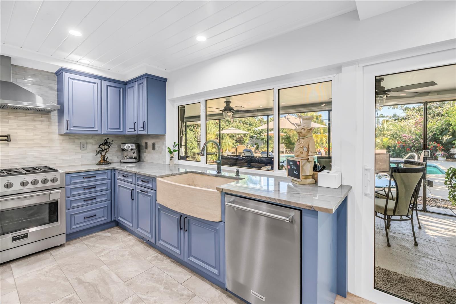 IMPERIAL POINT - Residential