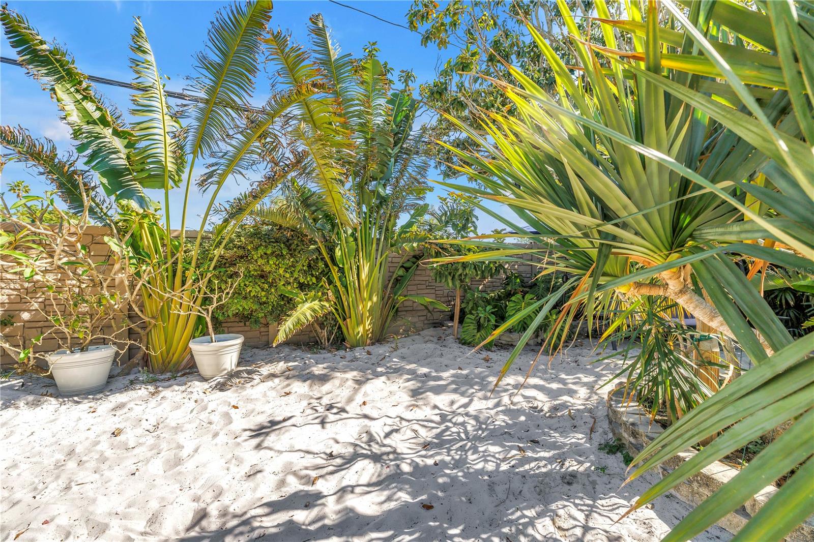 IMPERIAL POINT - Residential