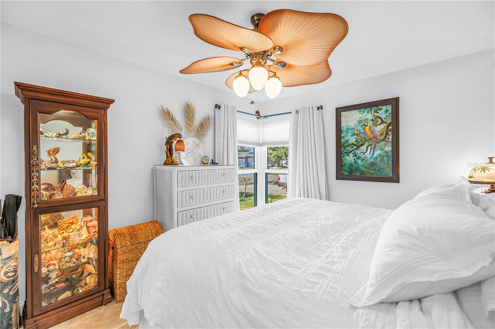 IMPERIAL POINT - Residential