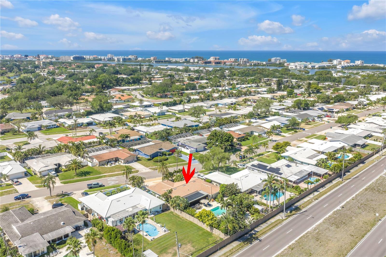 IMPERIAL POINT - Residential