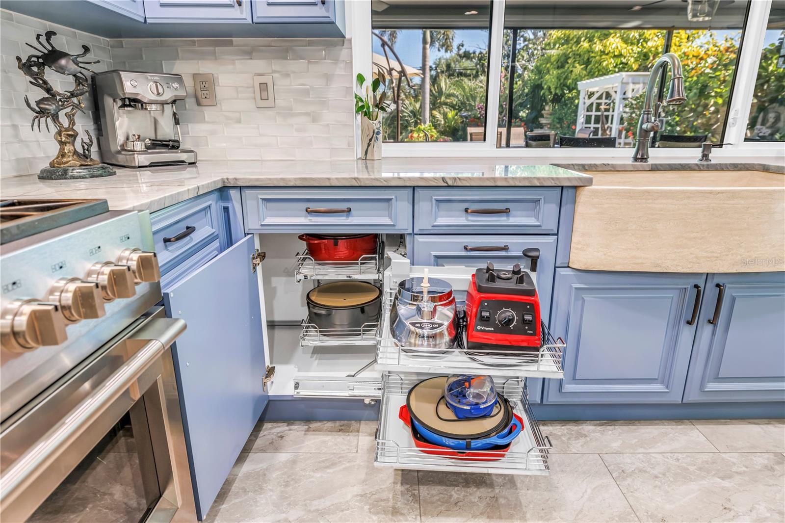 IMPERIAL POINT - Residential