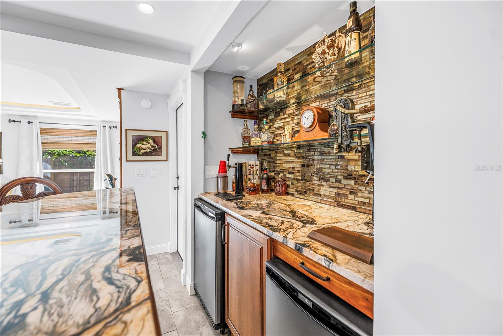 IMPERIAL POINT - Residential