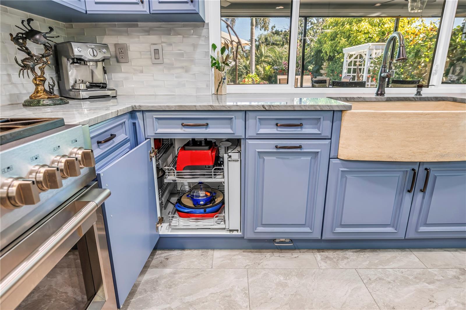 IMPERIAL POINT - Residential