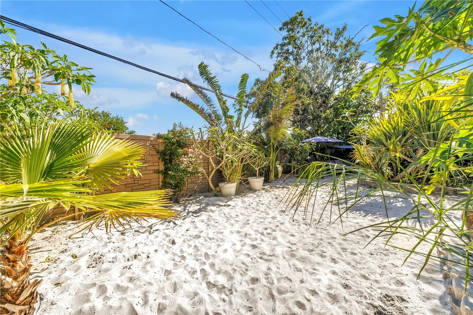 IMPERIAL POINT - Residential