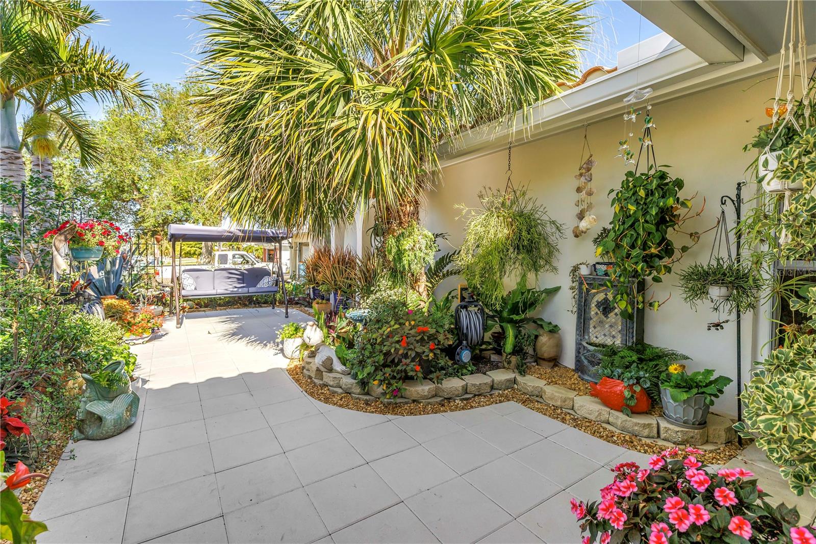 IMPERIAL POINT - Residential