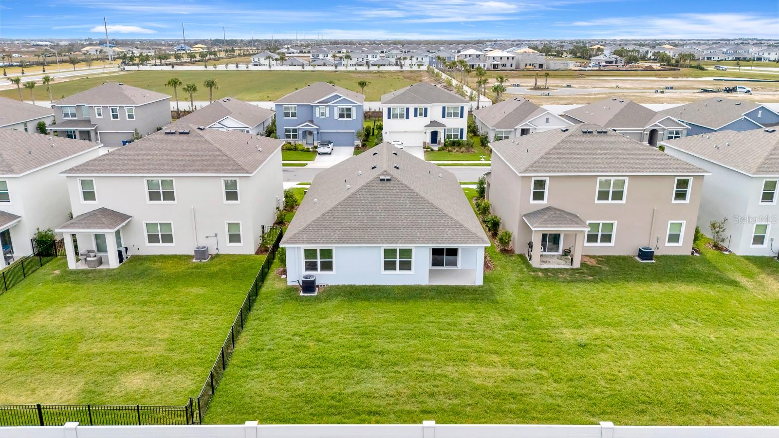 STAR FARMS- PH V - Residential Lease