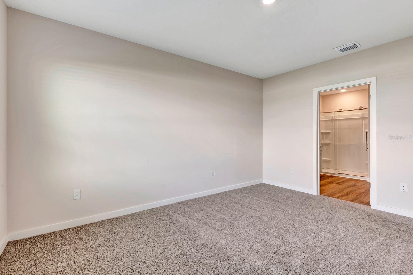 STAR FARMS- PH V - Residential Lease