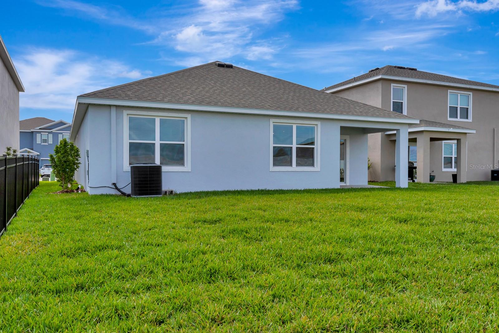 STAR FARMS- PH V - Residential Lease