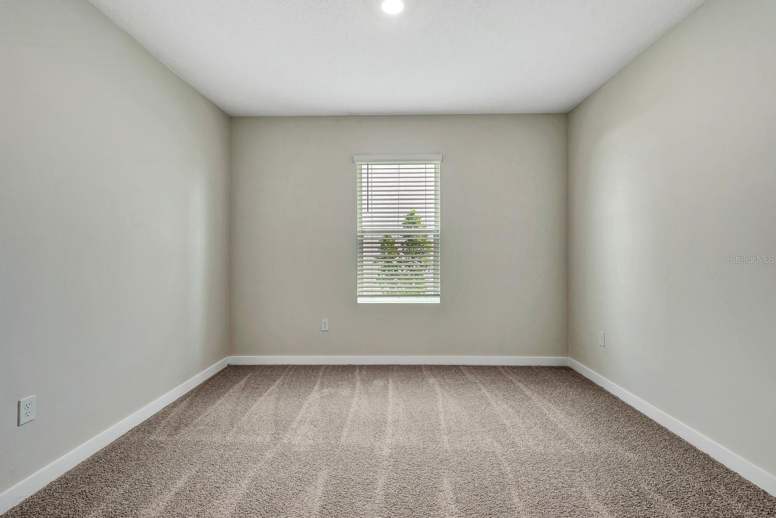 STAR FARMS- PH V - Residential Lease