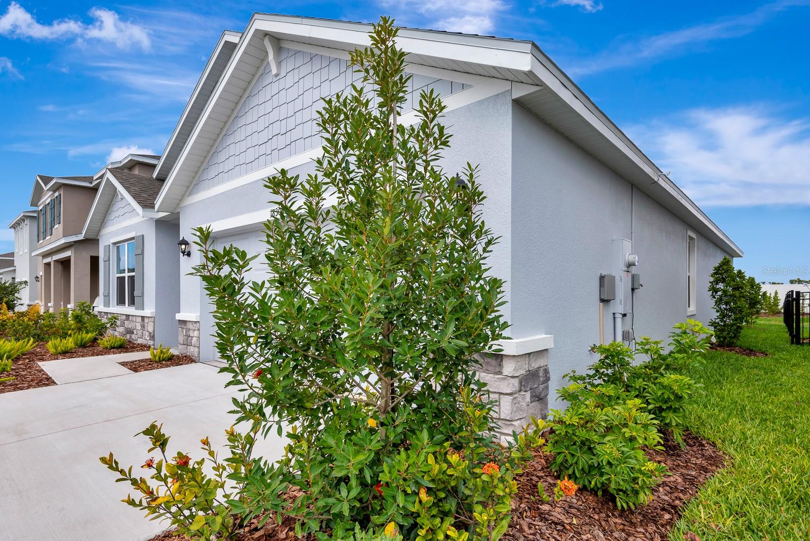 STAR FARMS- PH V - Residential Lease