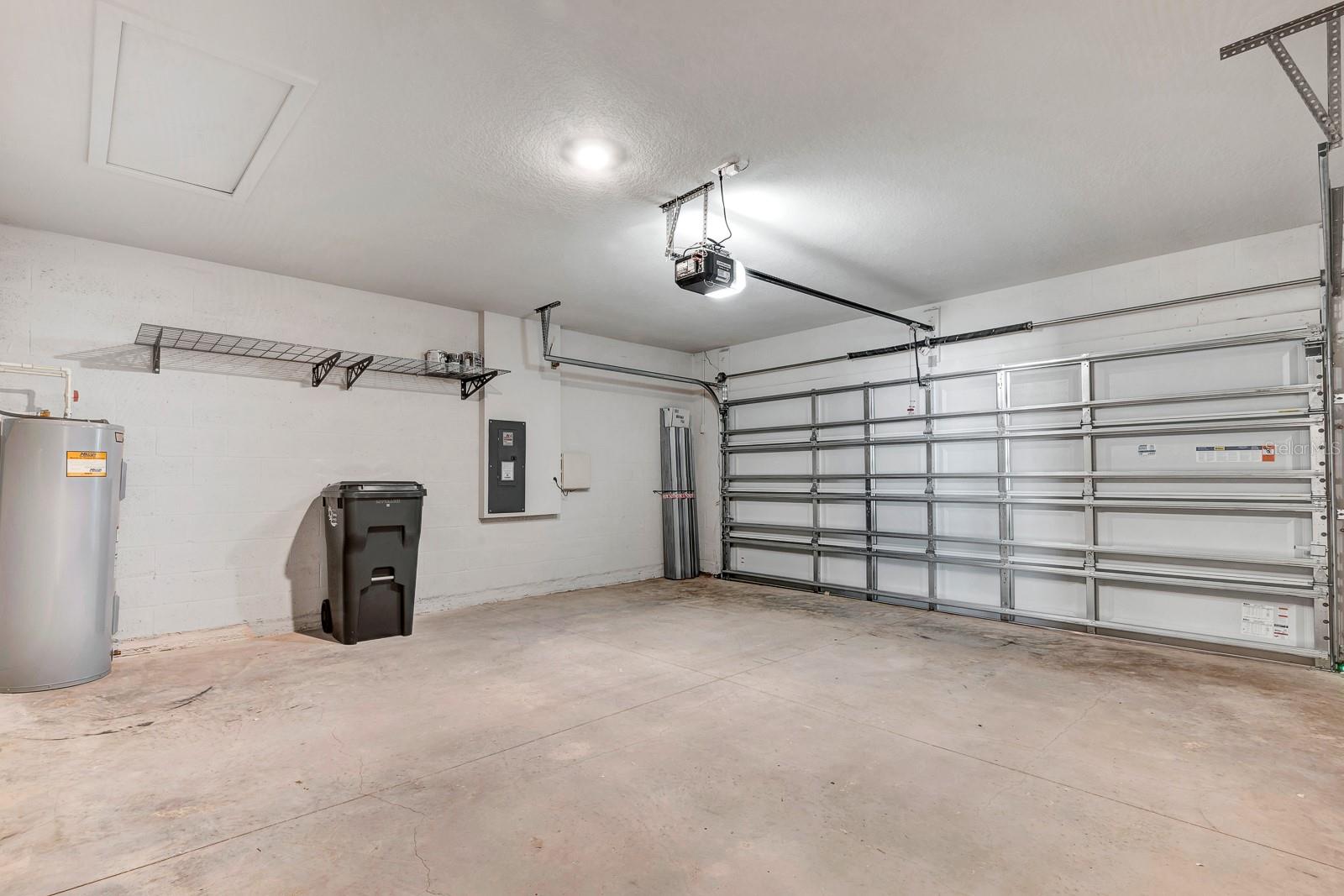 STAR FARMS- PH V - Residential Lease