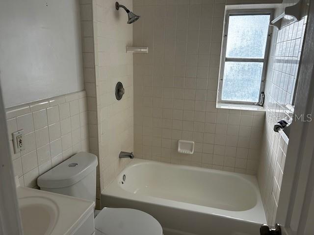 LONGWOOD - Residential Lease