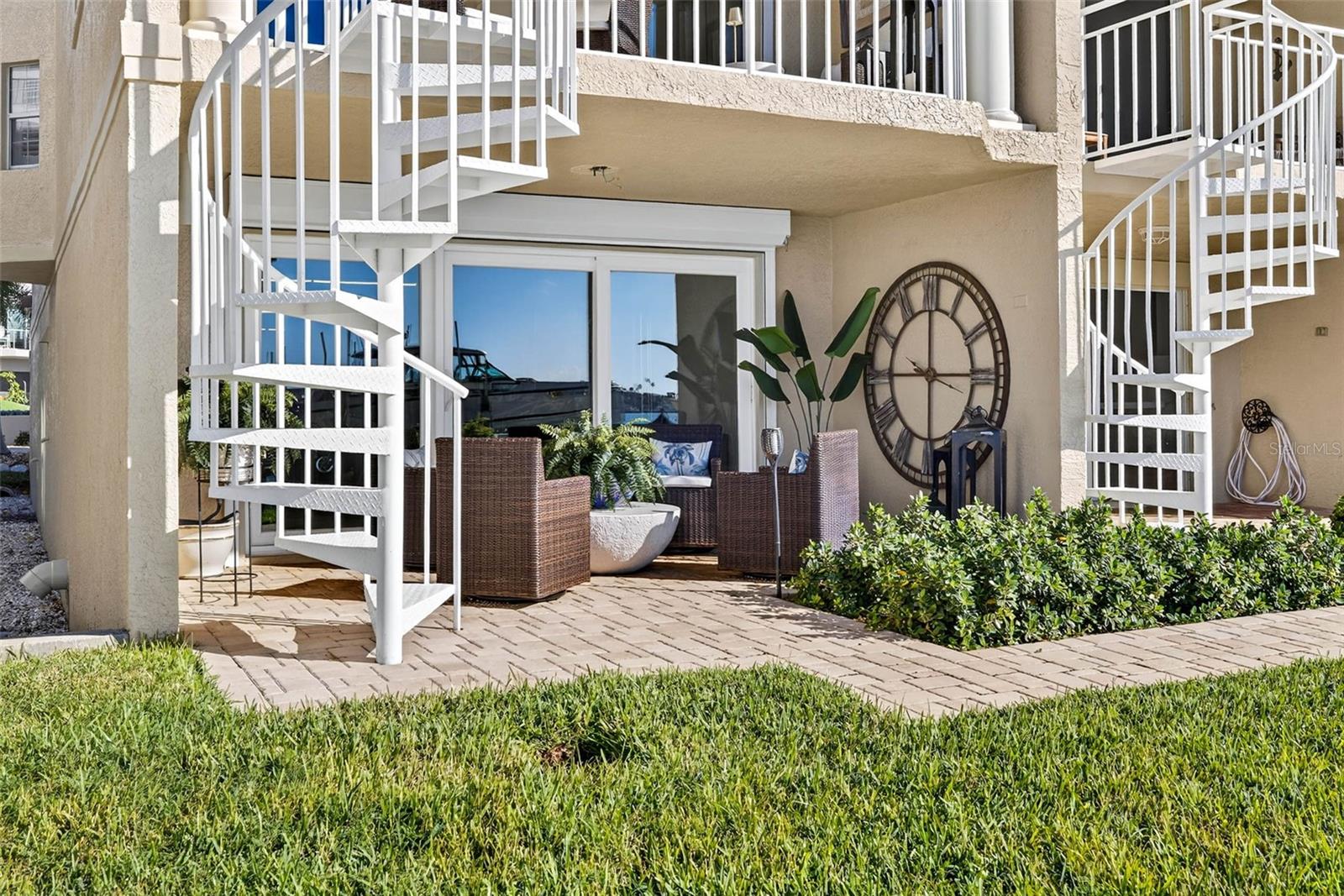 GRAND ISLE CONDO - Residential