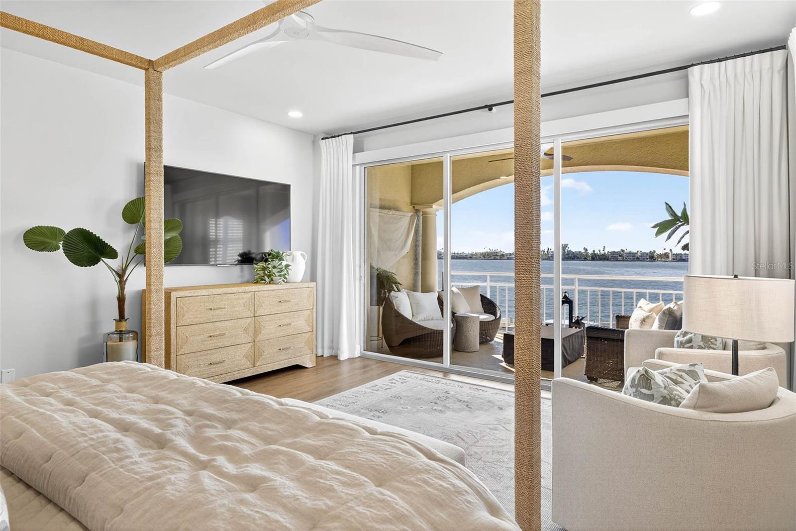 GRAND ISLE CONDO - Residential