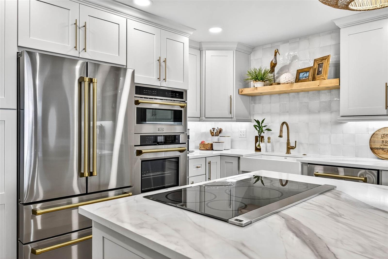 GRAND ISLE CONDO - Residential