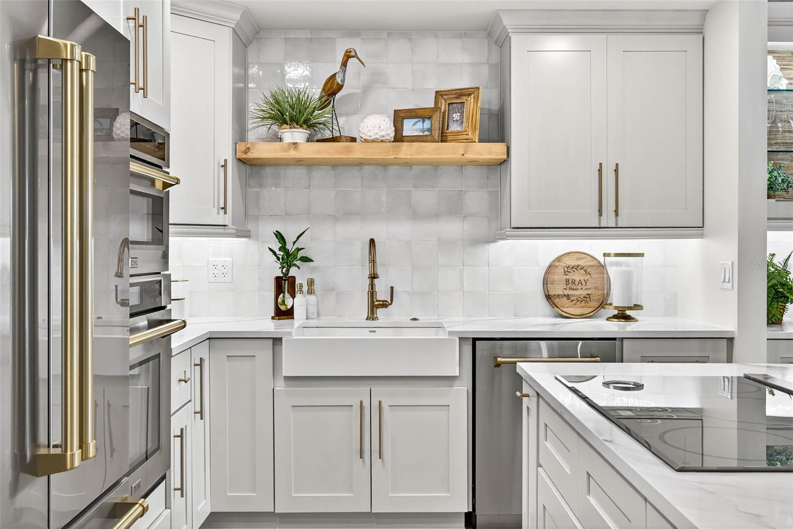 GRAND ISLE CONDO - Residential