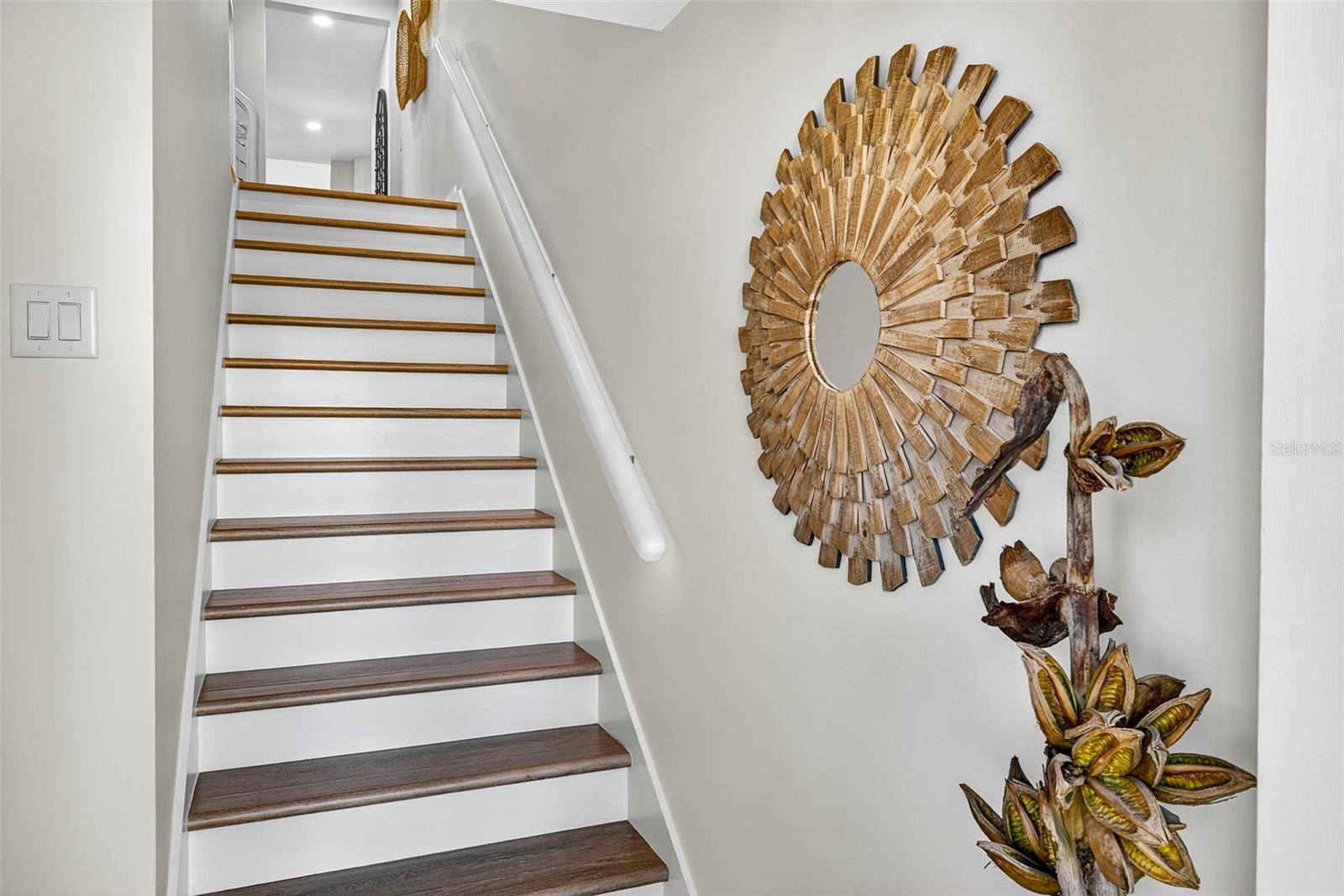 GRAND ISLE CONDO - Residential