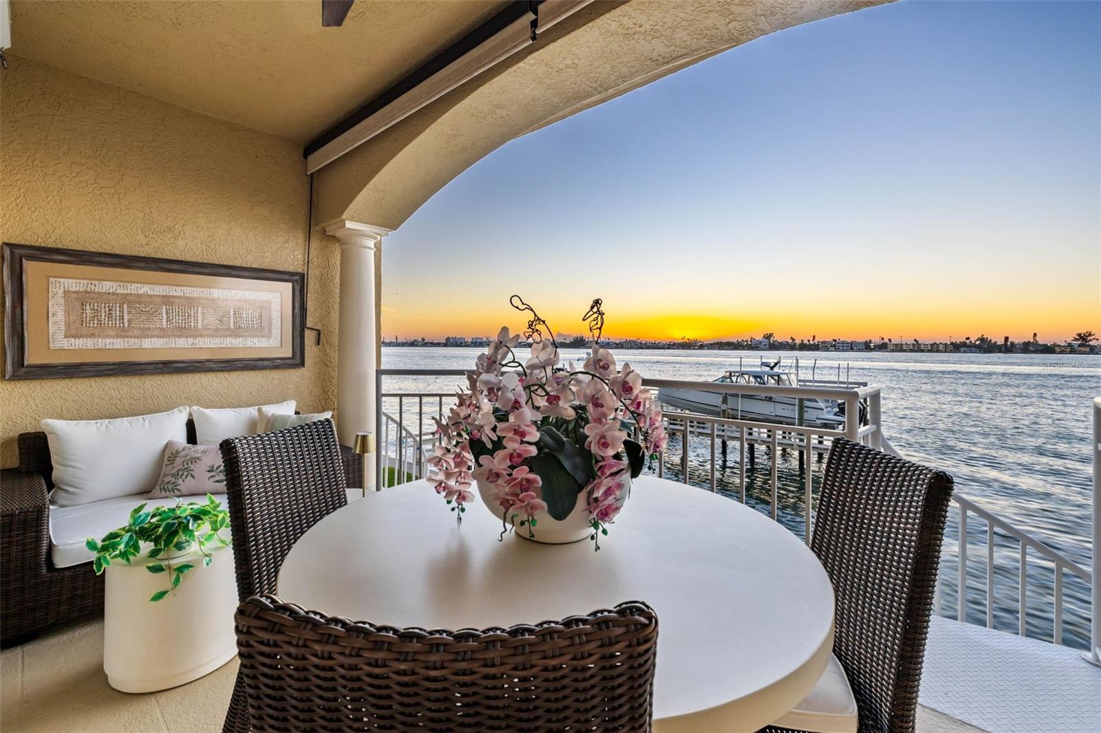 GRAND ISLE CONDO - Residential