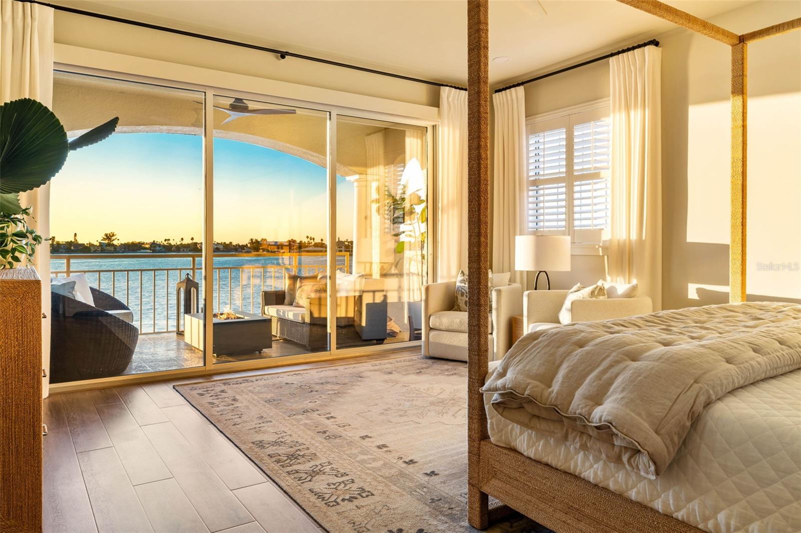 GRAND ISLE CONDO - Residential