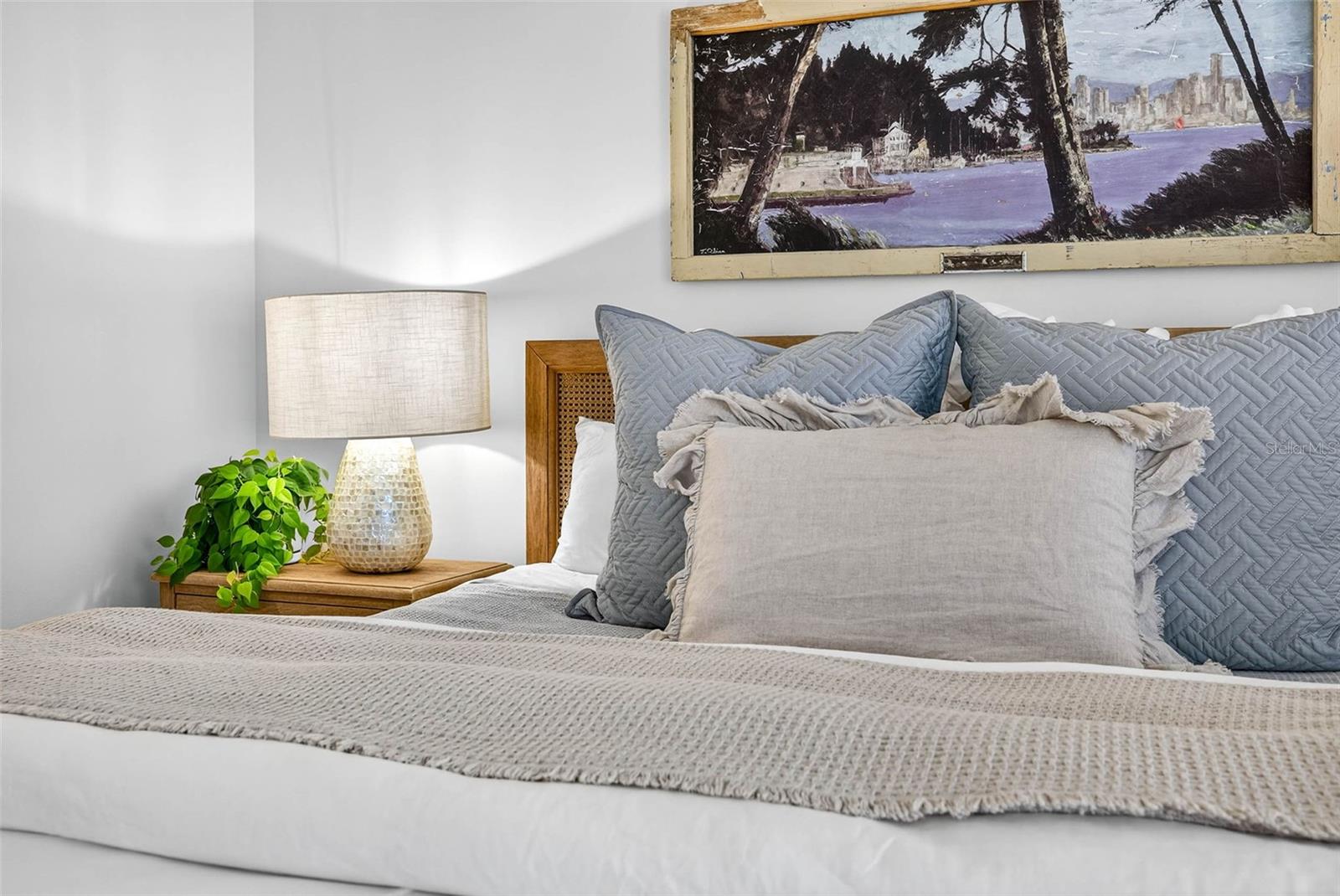 GRAND ISLE CONDO - Residential