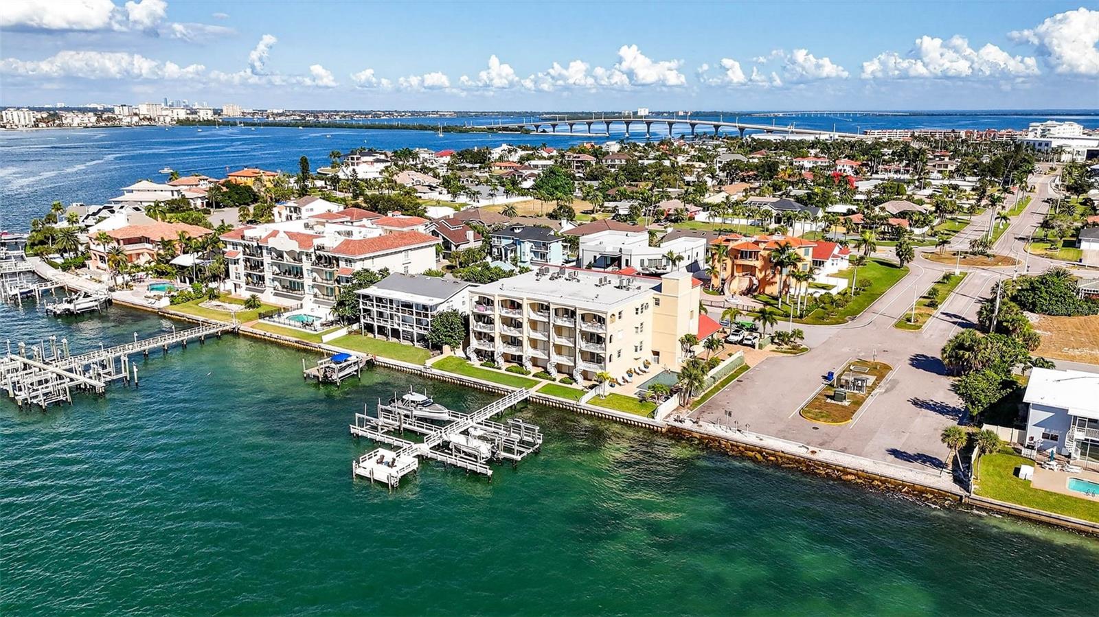 GRAND ISLE CONDO - Residential