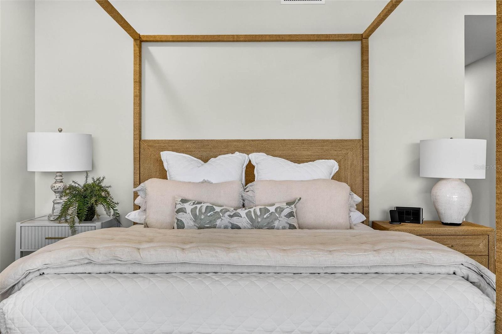 GRAND ISLE CONDO - Residential