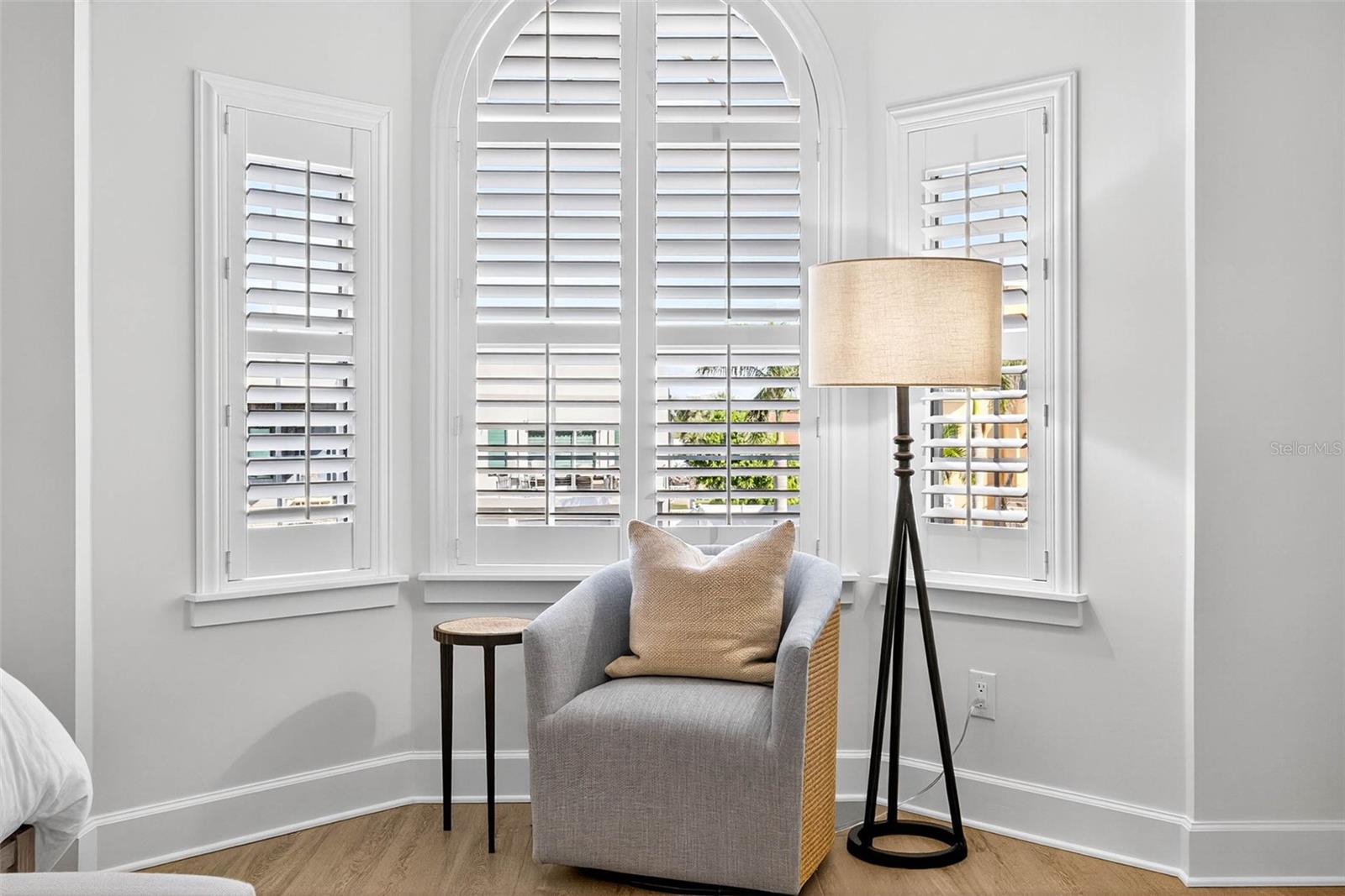 GRAND ISLE CONDO - Residential