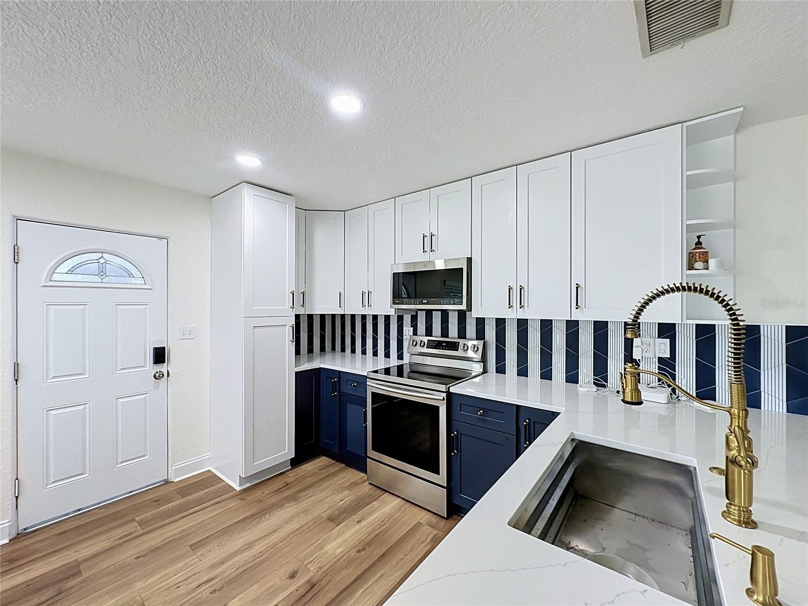 3210 RENLEE PLACE