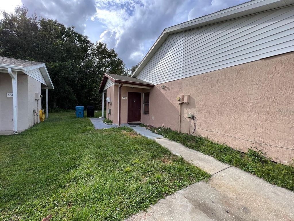 Photo of 942 Loquat Tree Road, Orlando, FL 32811 (MLS # O6398161)