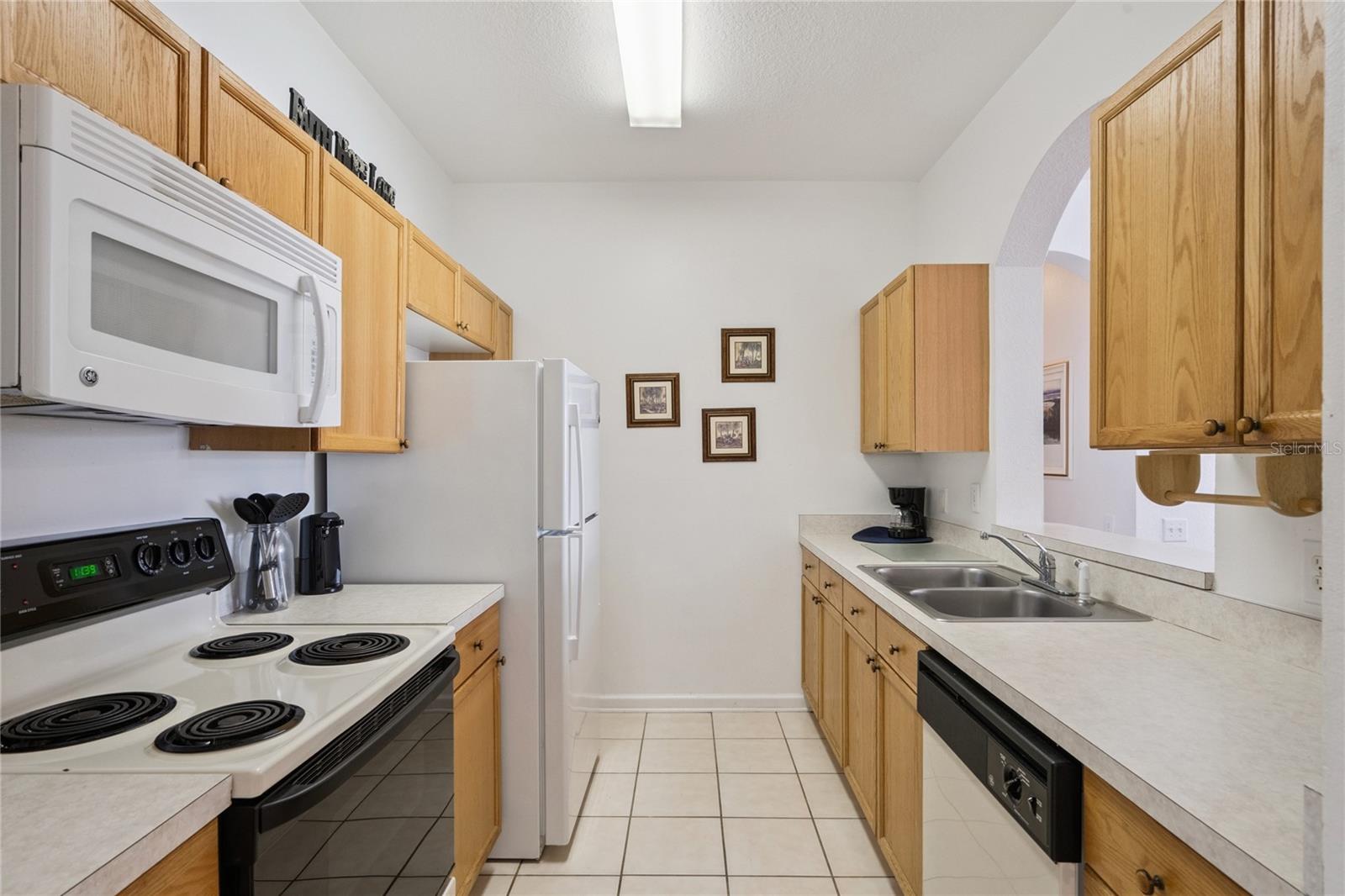2305 BUTTERFLY PALM WAY 102