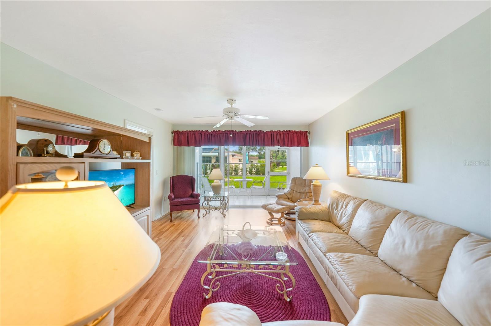 NORTH SHORE AT KINGSWAY CONDOM - Residential