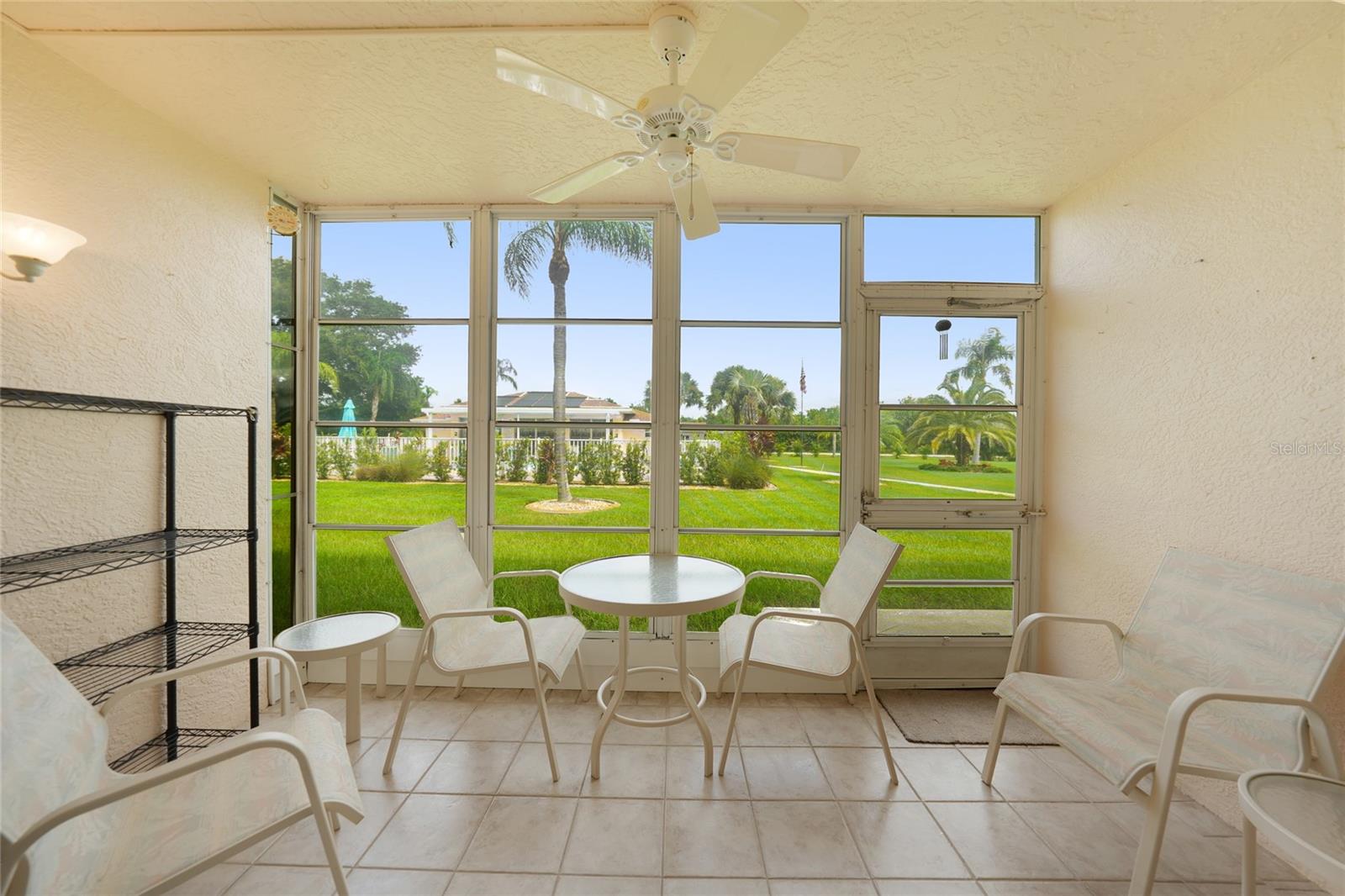 NORTH SHORE AT KINGSWAY CONDOM - Residential