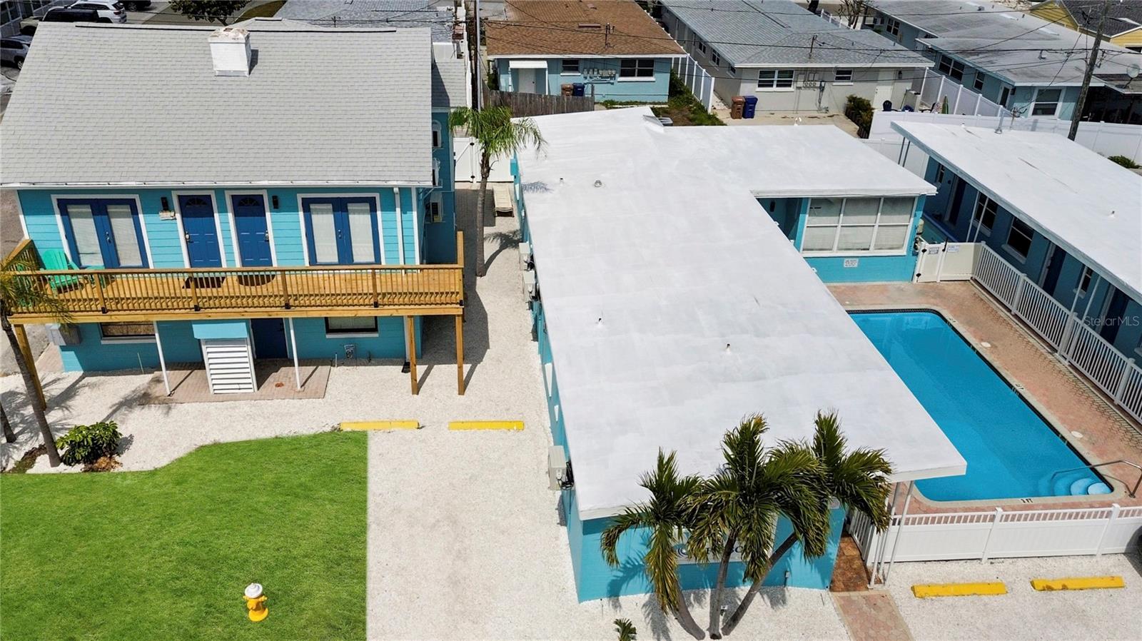 WAVE RESORT CONDO THE - Residential